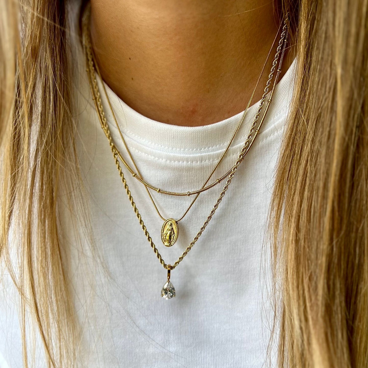 CONJUNTO DIA DA MÃE | Colar Tie I + Colar Christian + Colar Yasmin (Aço Inoxidável) - OFERTA CAIXA PRESENTE