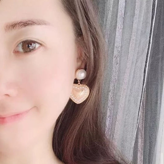 Pendientes con corazón y perlas