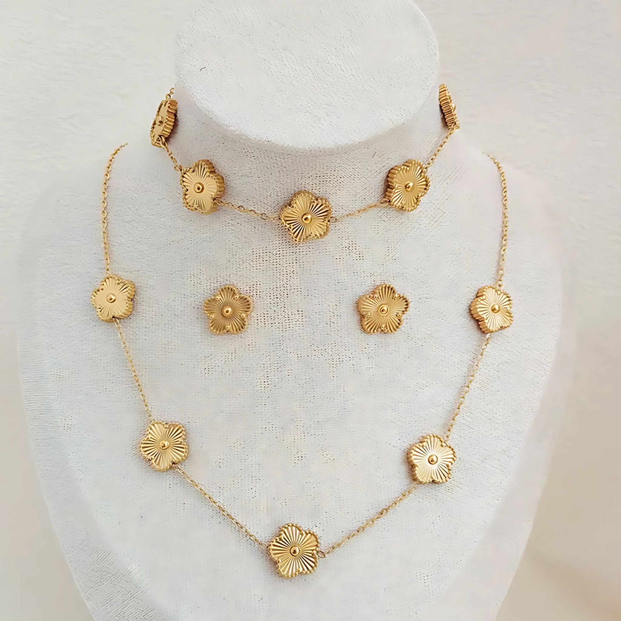 CONJUNTO | Colar + Pulseira + Brincos  BEATRIZ (Aço Inoxidável)