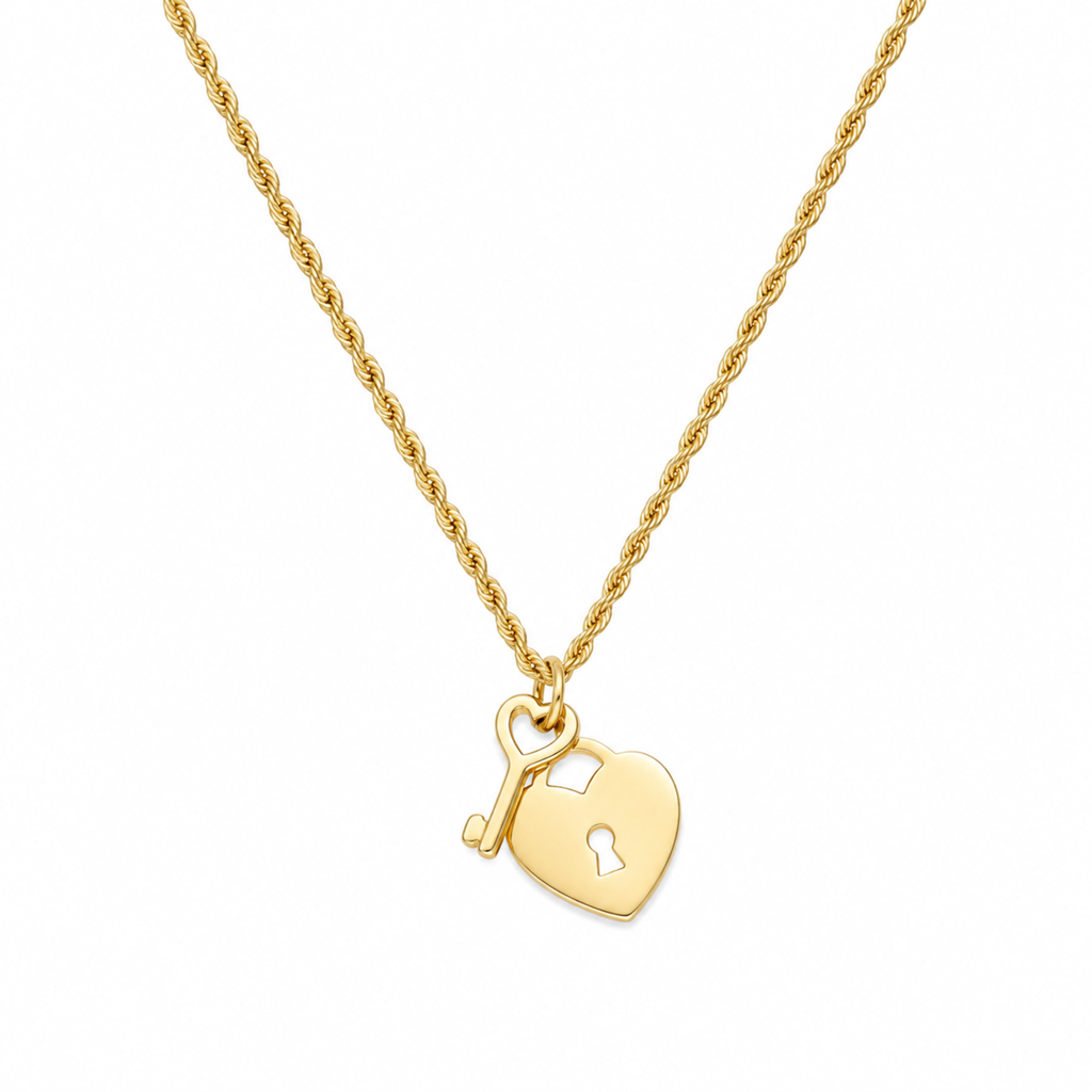 AMOUR | Colar com Coração e Chave em Aço Inoxidável