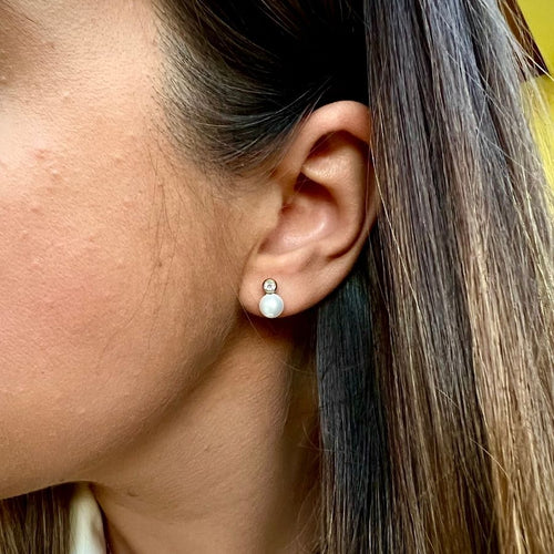 AURORA II | Brincos com Pérola e Brilhante em Aço Inoxidável