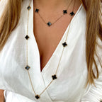 BEATRIZ I | Colar Comprido com 7 Trevos em Aço Inoxidável