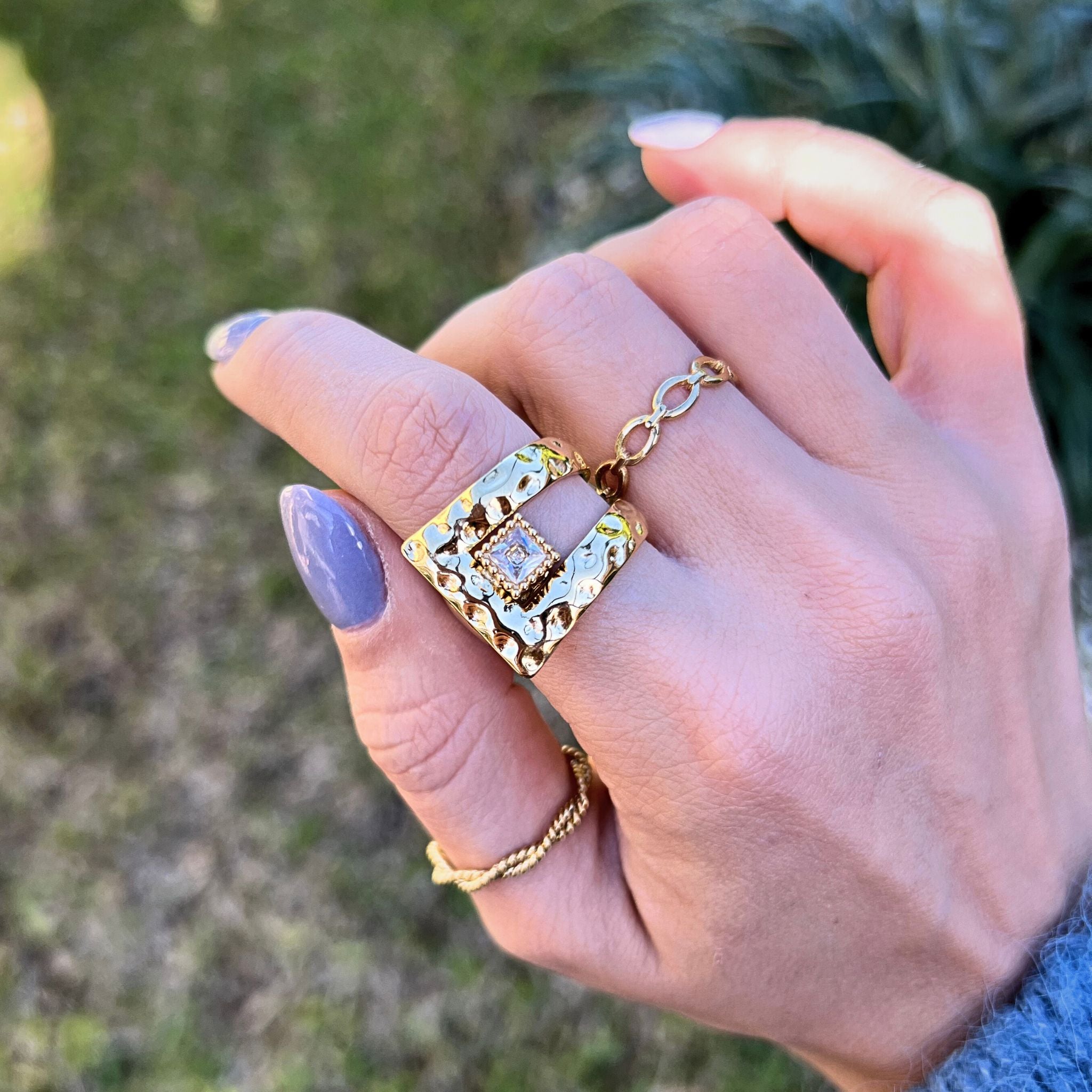 BLISSFUL | Anel Cromado com Zircônias em Aço Inox