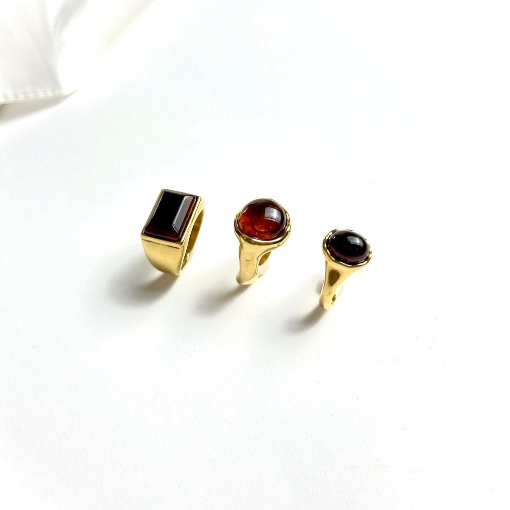 BROWN | Anel Ajustável com Pedra Castanha em Aço Inoxidável