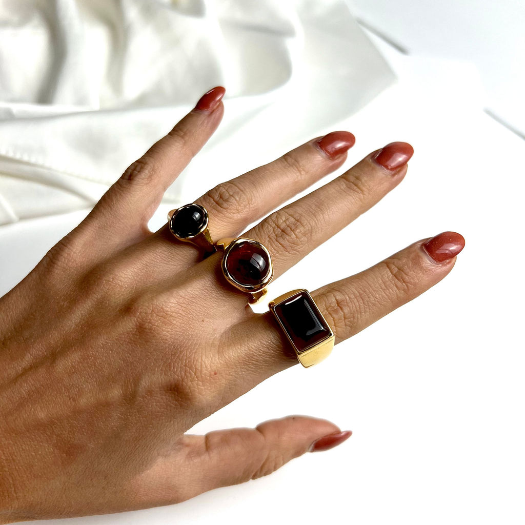 BROWN | Anel Ajustável com Pedra Castanha em Aço Inoxidável