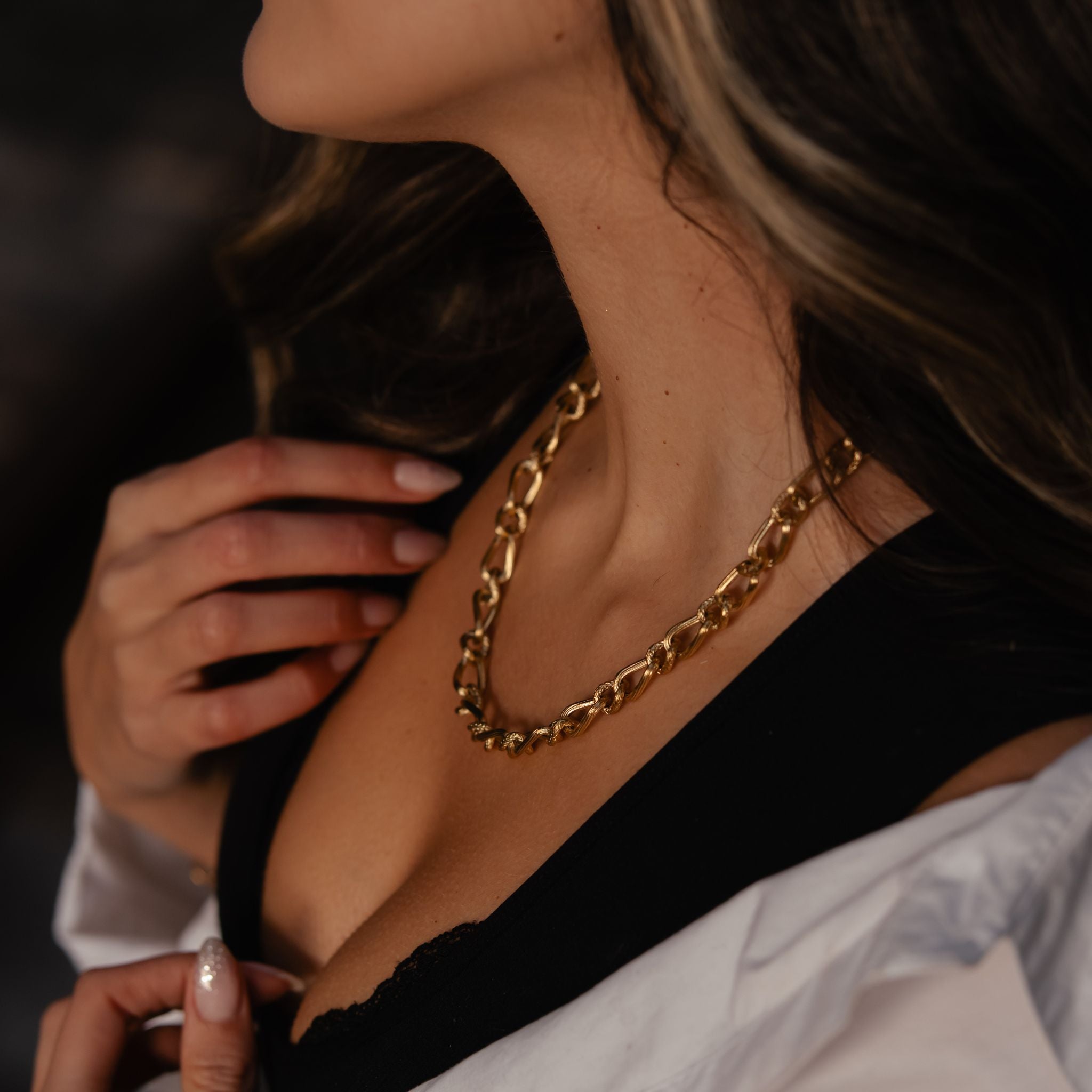 CLAIRE II | Colar Básico com Elos Ovais em Aço Inoxidável