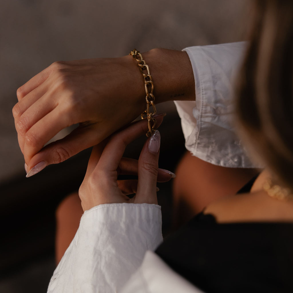 CLAIRE II | Pulseira Básica com Elos Ovais em Aço Inoxidável