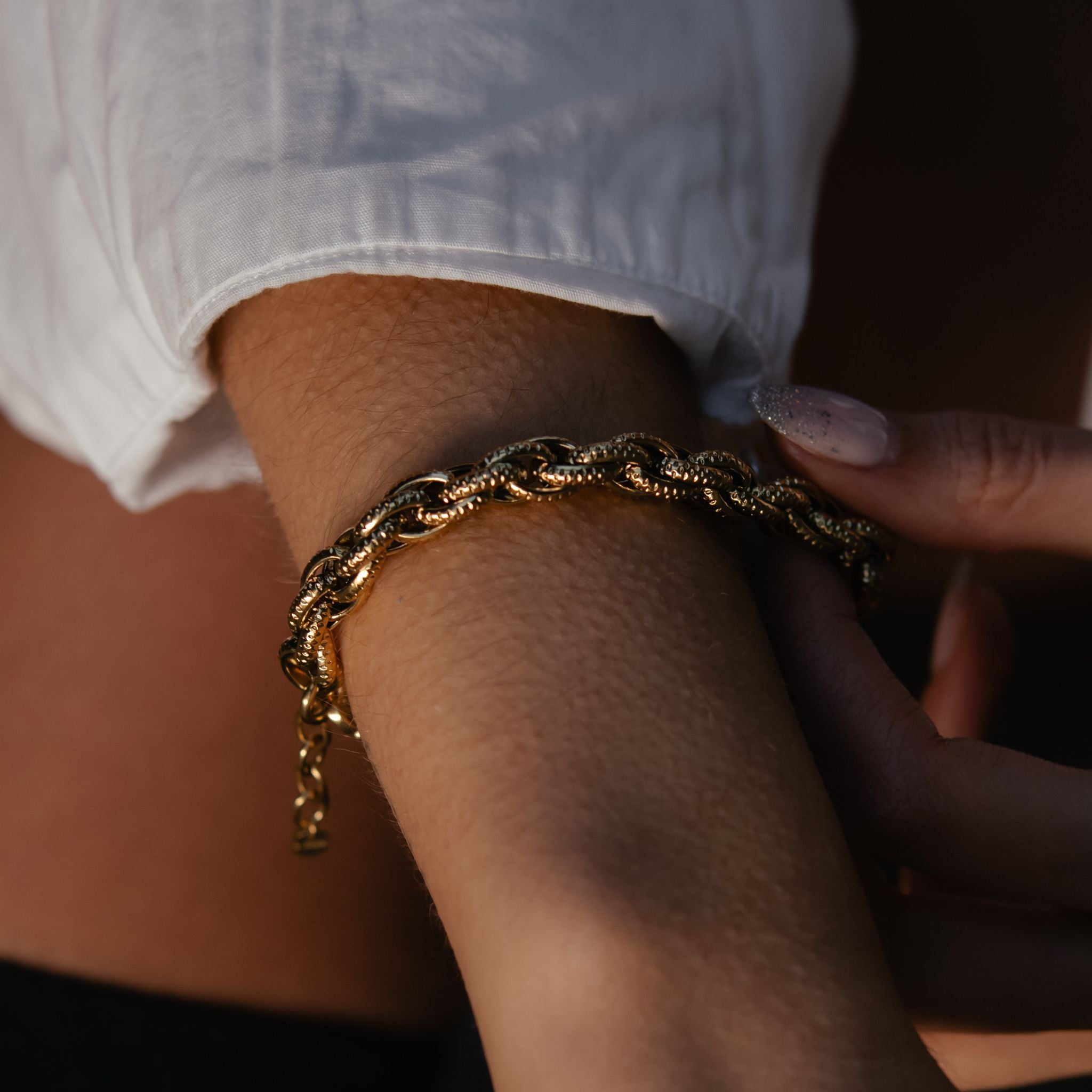 CLAIRE III | Pulseira Básica com Elos Ovais em Aço Inoxidável