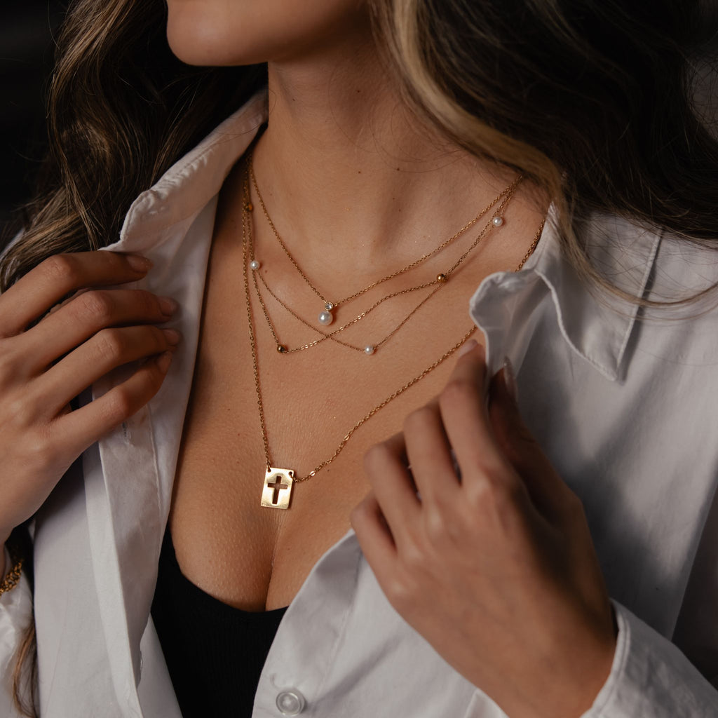 AURORA II | Colar com Pérola e Brilhante em Aço Inoxidável