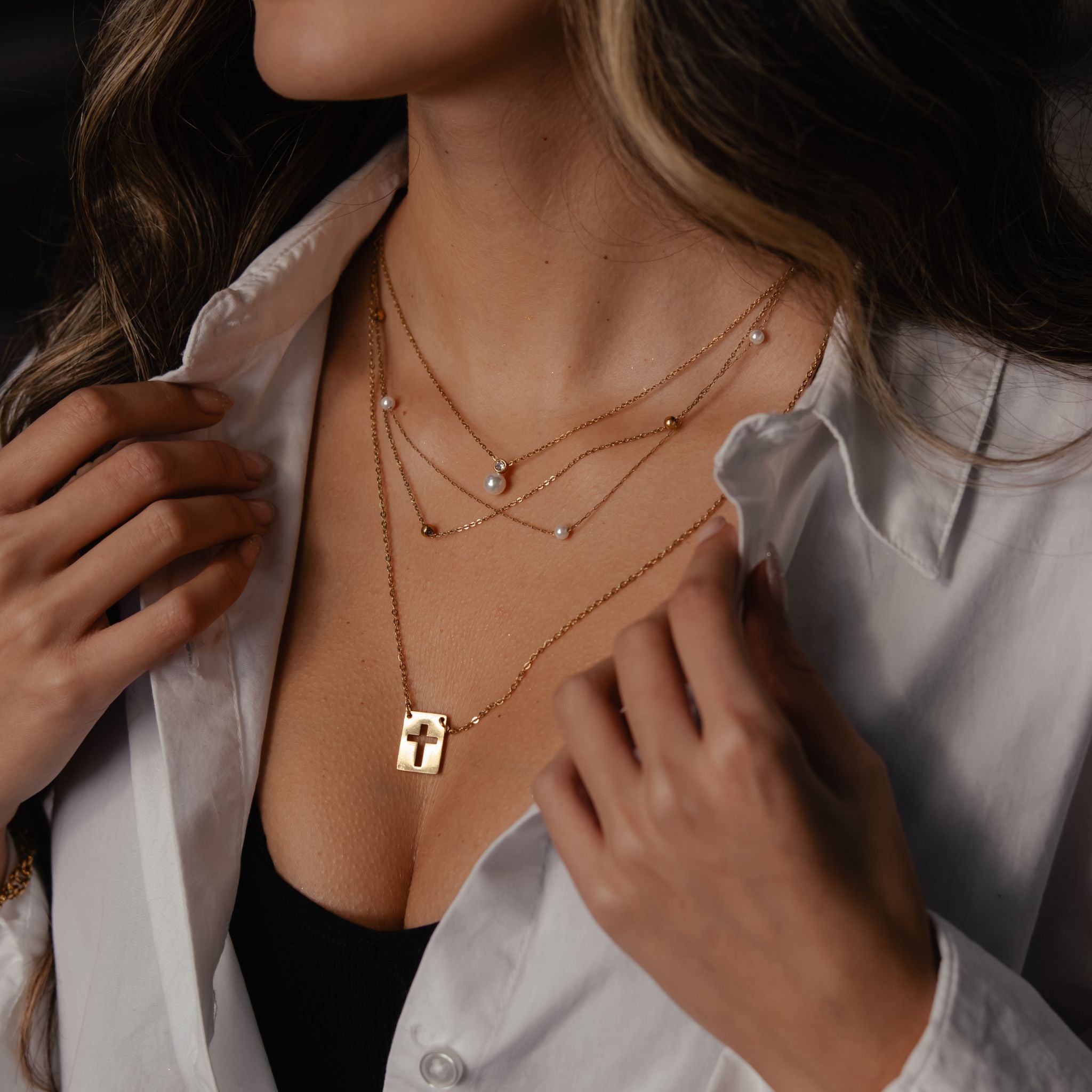 AURORA II | Colar com Pérola e Brilhante em Aço Inoxidável