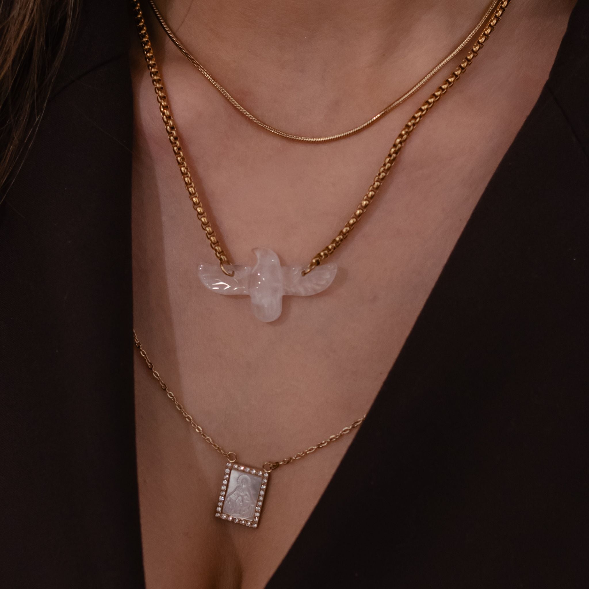 JASMIM II | Escapulário com Medalhas em Madrepérola e Zircônias em Aço Inoxidável