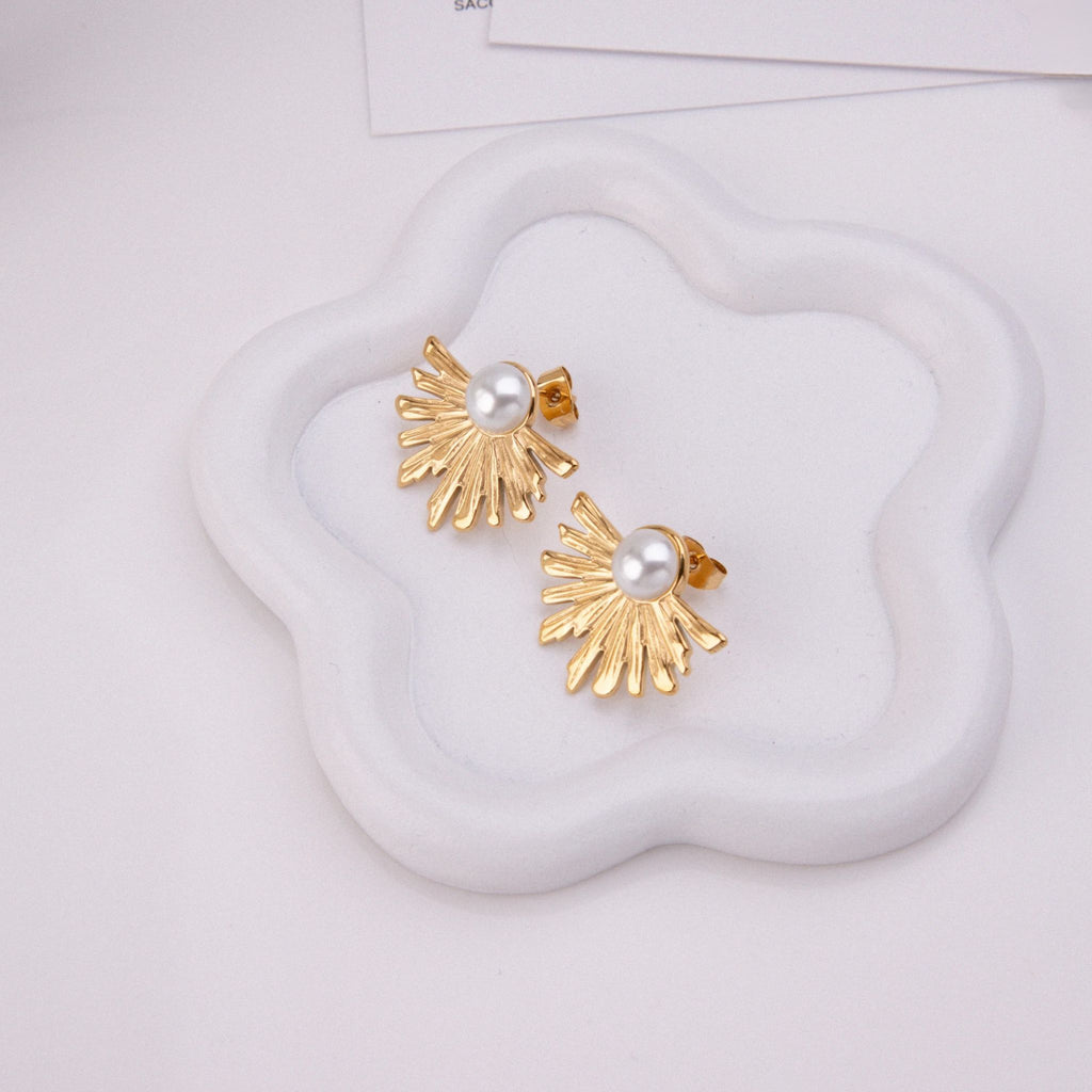 EMILIE | Brincos com Flor em Pérolas em Aço Inoxidável