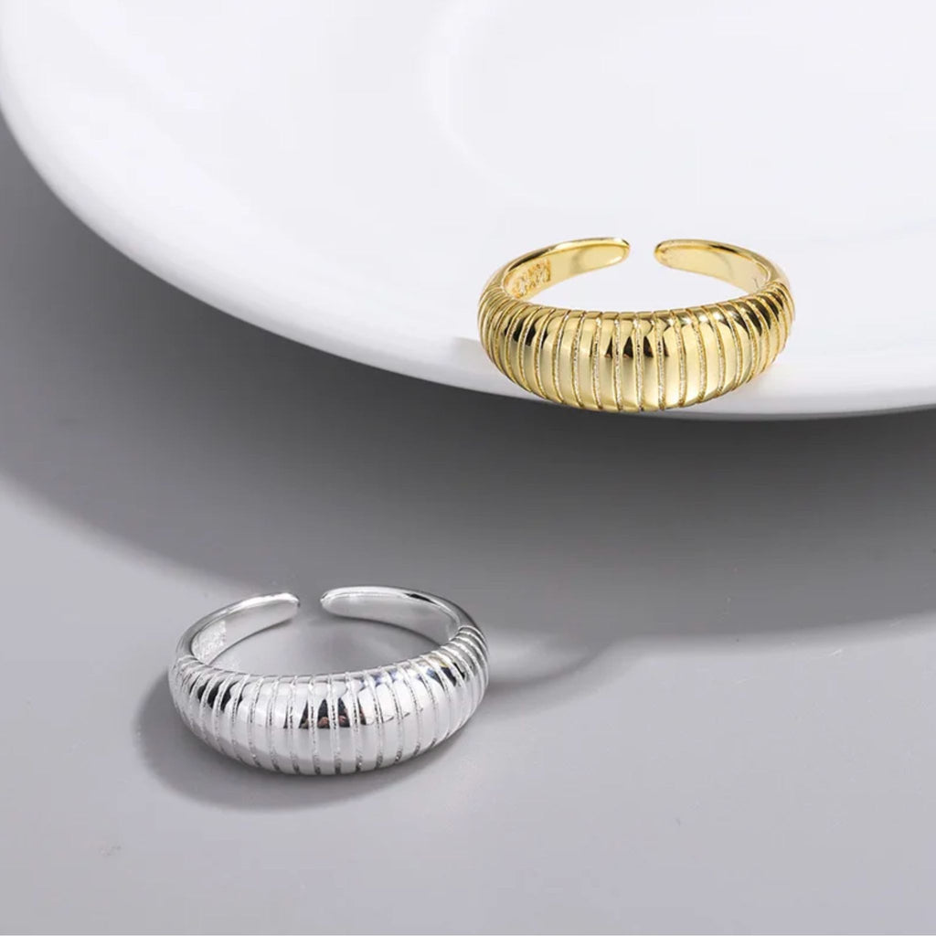 FLUFY | Anel Ajustável Trabalhado em Aço Inox