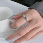 FLUFY | Anel Ajustável Trabalhado em Aço Inox