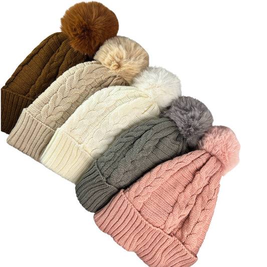 Gorro com pompom cardado no interior | Várias cores