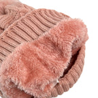 Gorro con pompón cardado en el interior | Varios colores