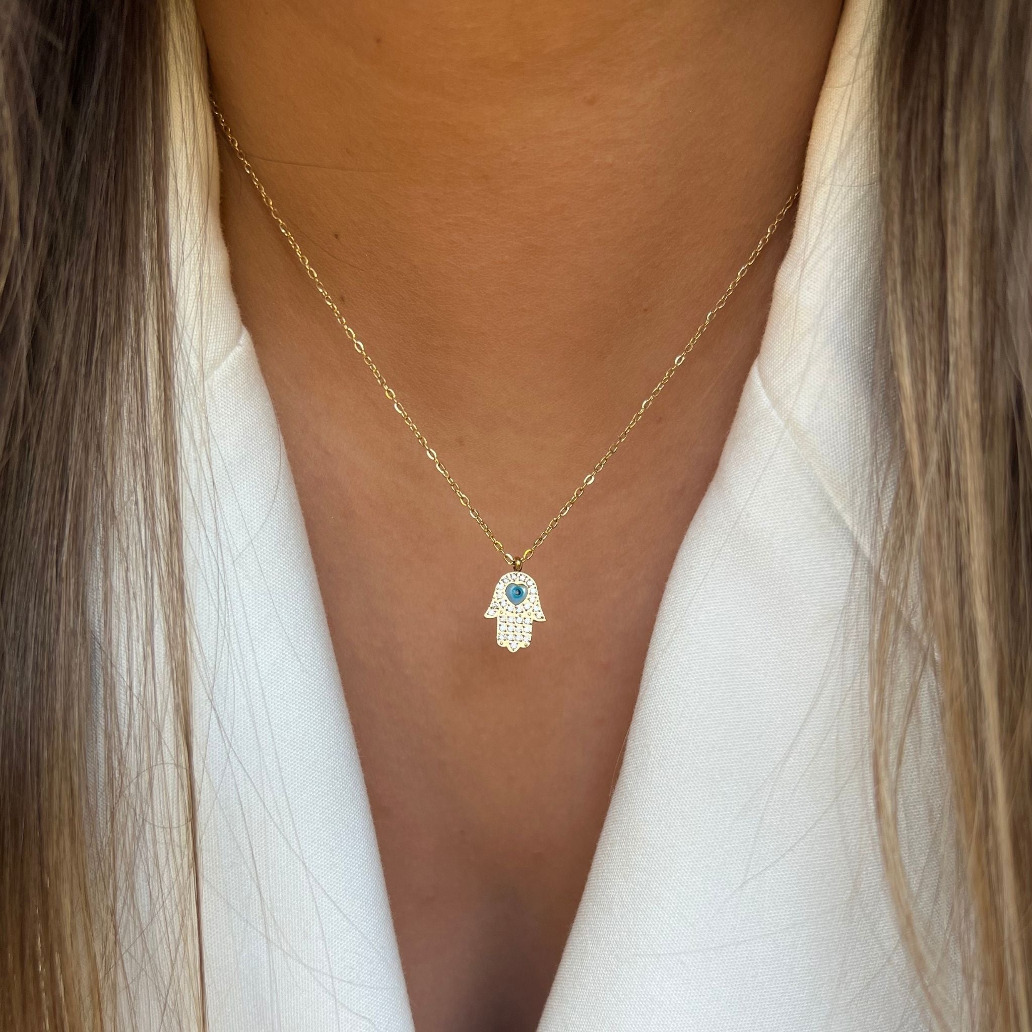 HAMSA | Colar com Mão de Fátima em Zircônias e Olho Turco em Aço Inoxidável