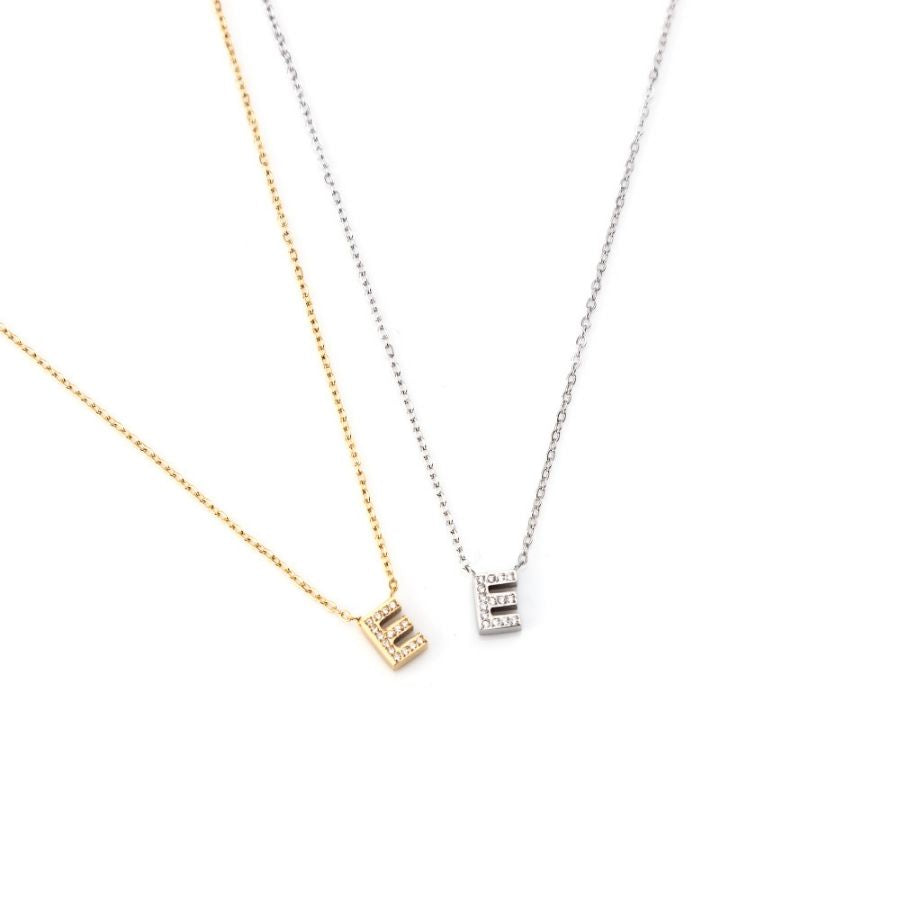 INICIAL | Colar com Letra em Zircônias em Aço Inoxidável