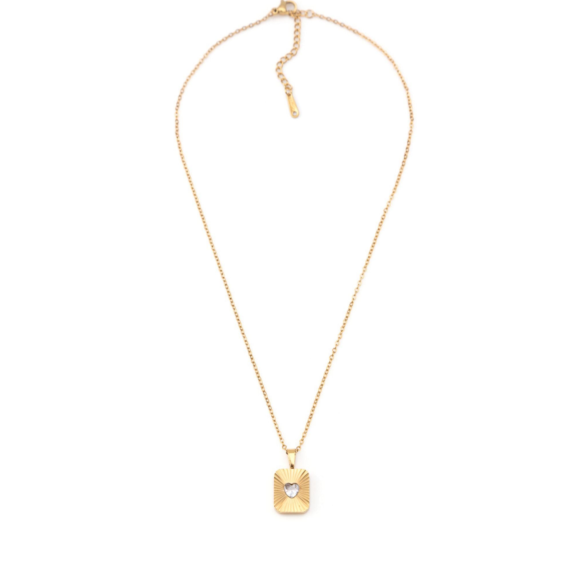 LOVE | Colar com Medalha Retangular e Coração em Zircônia em Aço Inox