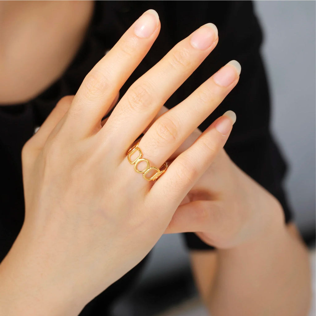 LARIMA | Anel com Elos Ovais e Retangulares em Aço Inox Ajustável