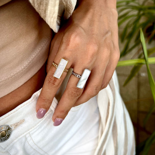 MAGDALENA | Adjustable steel and mother-of-pearl ring