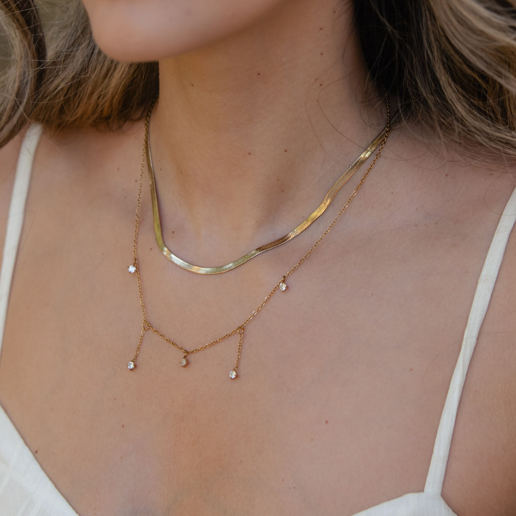 MALI | Colar Estilo Chocker com Pendentes em Zircónias em Aço Inox
