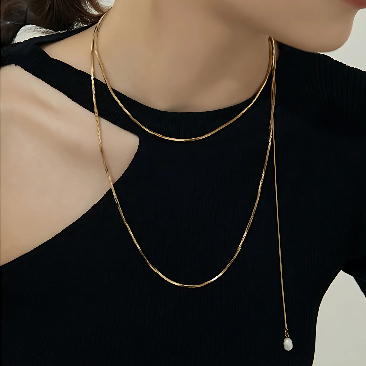 MEL | Colar Longo Multifuncional com Pérola em Aço Inoxidável Dourado