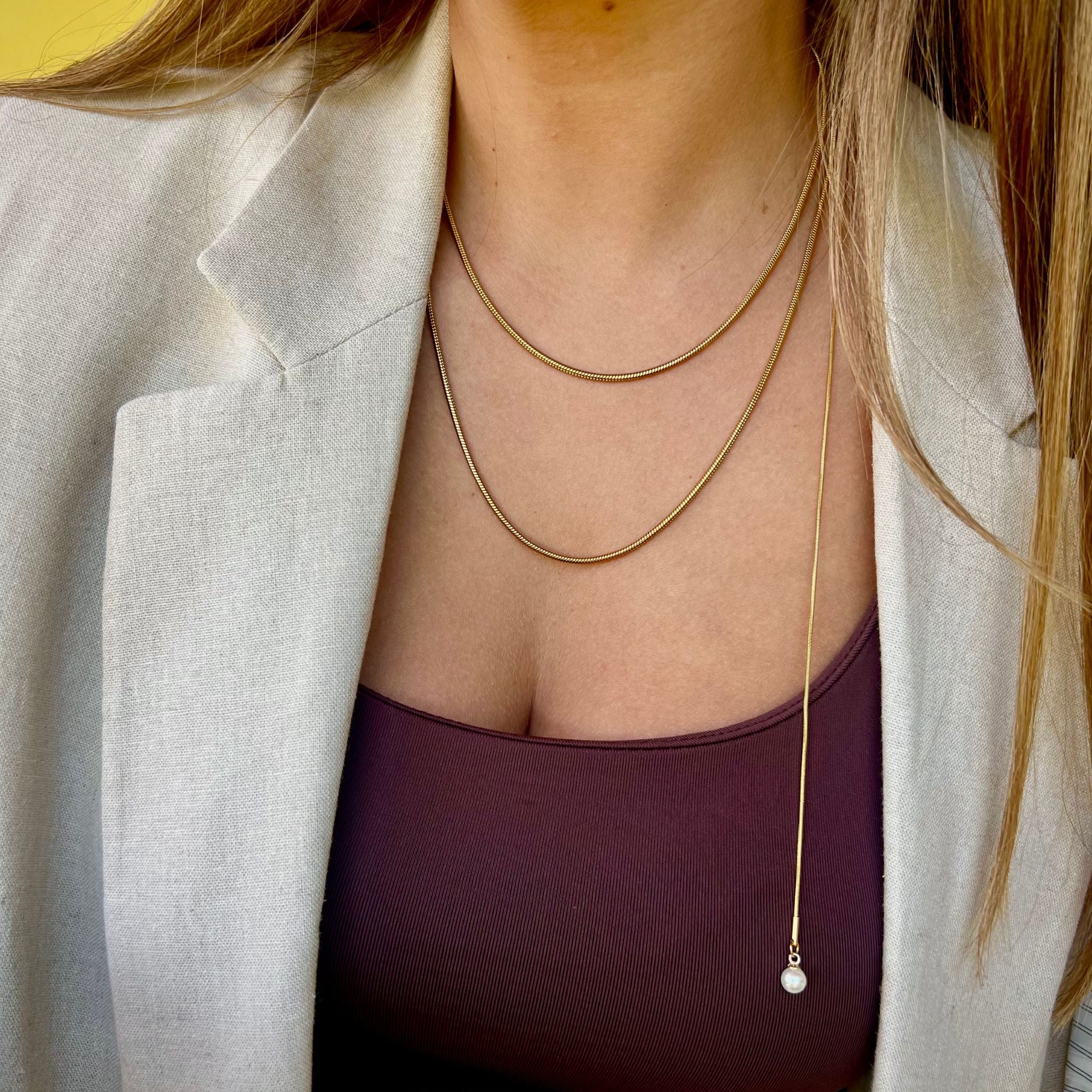 MEL | Colar Longo Multifuncional com Pérola em Aço Inoxidável Dourado