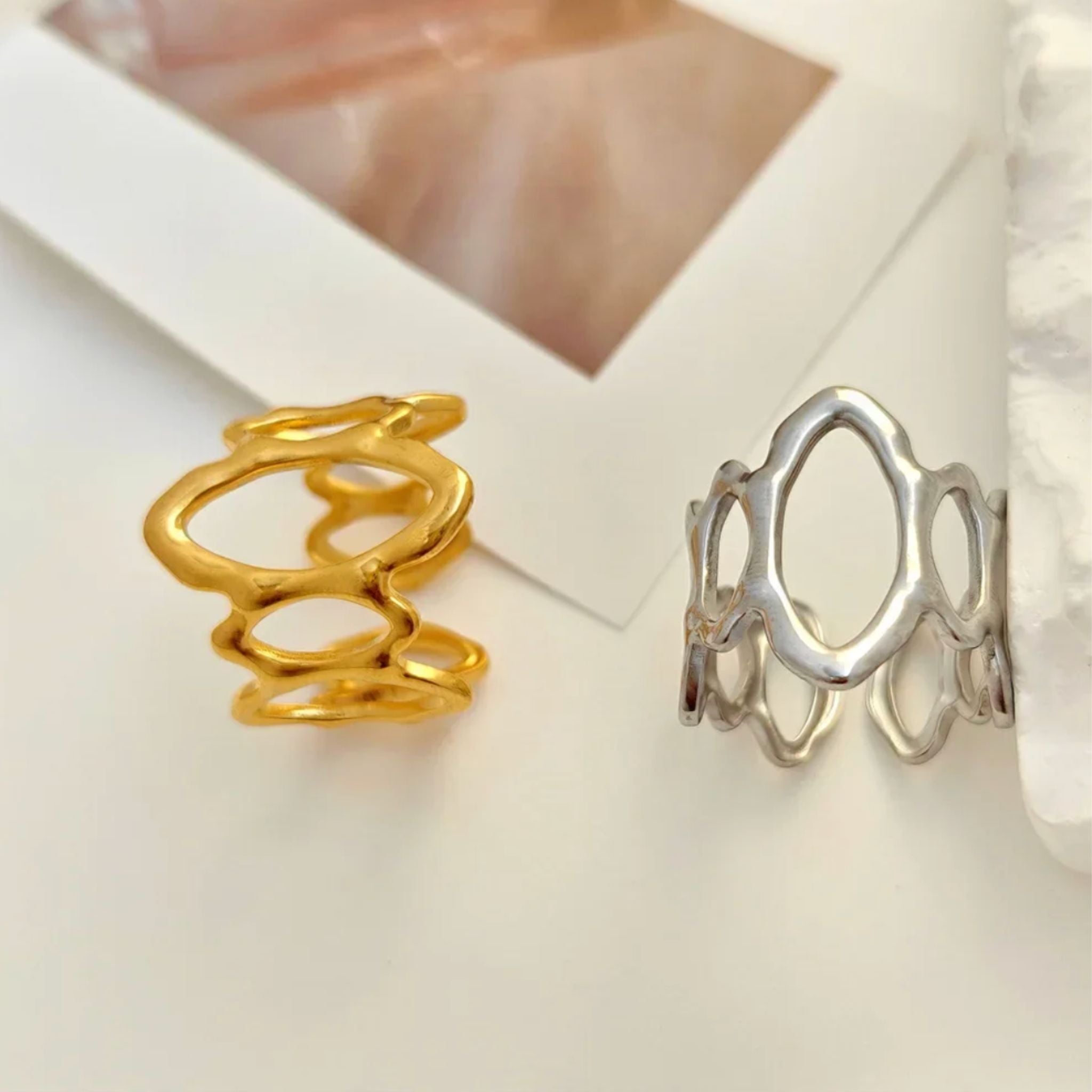 MELANIE II | Anel Trabalhado em Aço Inoxidável Ajustável