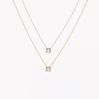 MARIANA II | Colar Ponto de Luz Quadrado com Pequenas Zircônias em Aço Inox