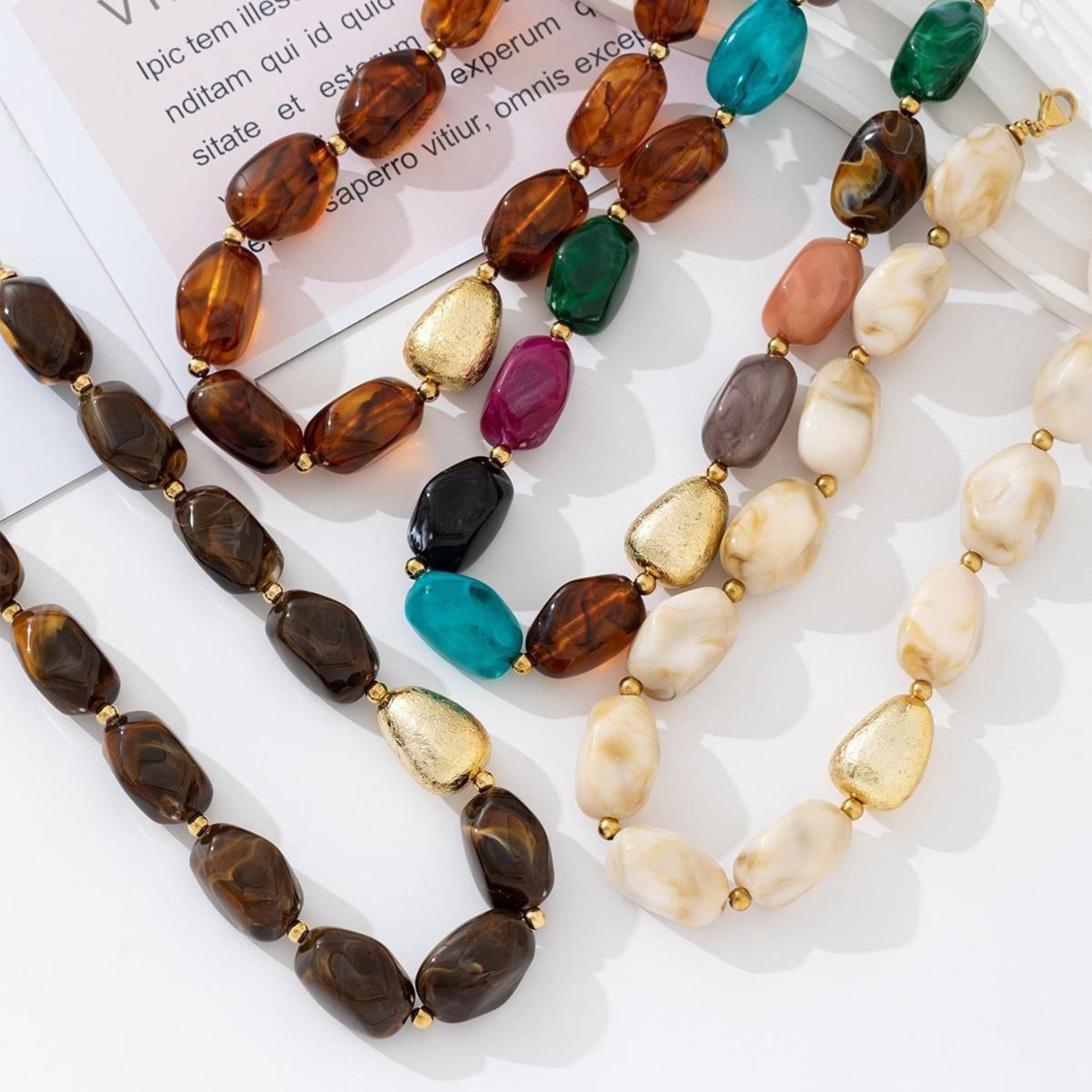 NANCY | Colar em Acrílico com Acessórios em Aço Inox