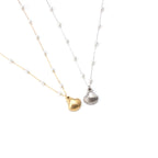 SHELL | Colar em Pérolas com Concha em Aço Inoxidáve