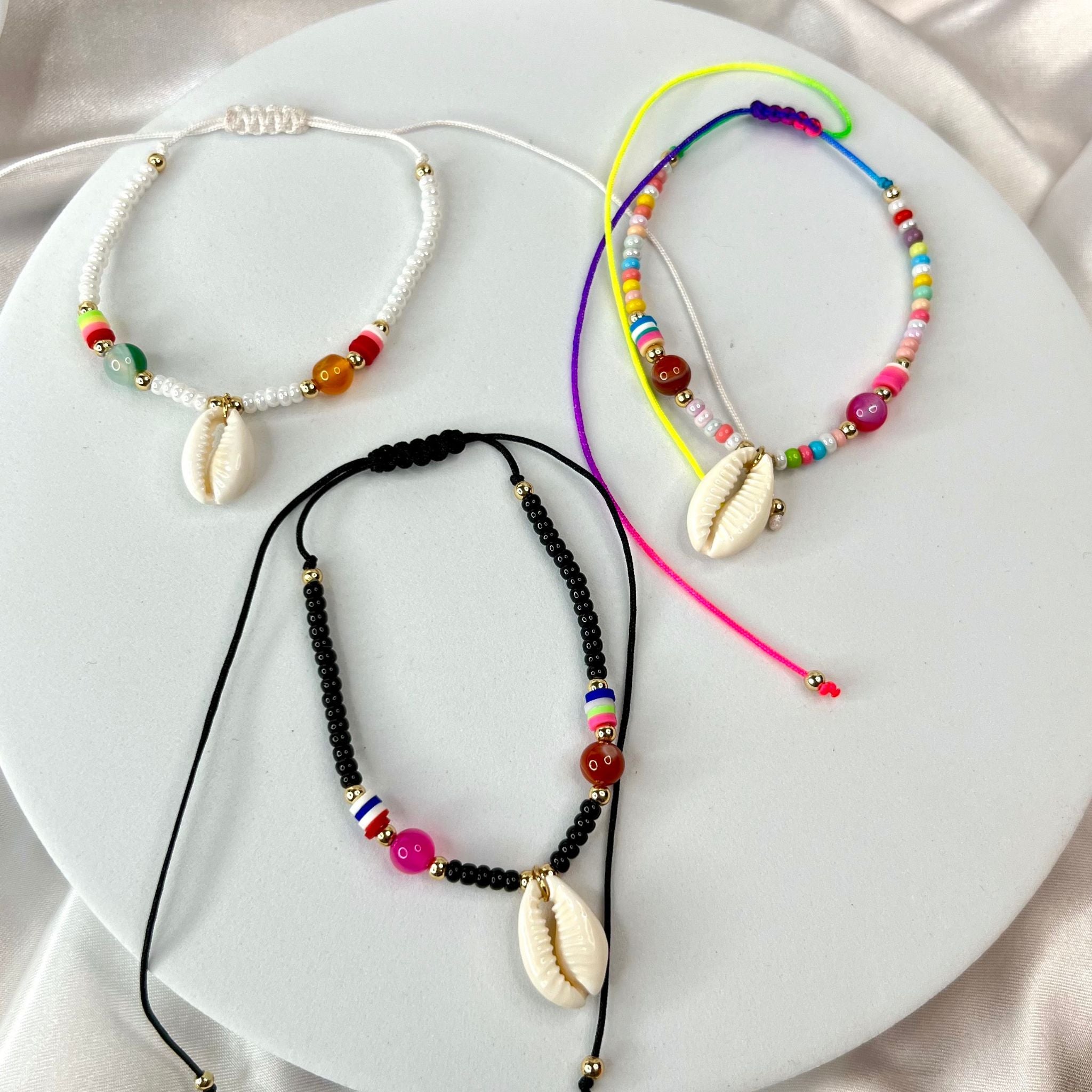 SEASHELL DELIGHT | Pulseira Pé com Missangas Ajustável