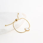 TEAR | Pulseira com Pendente em Lágrima de Zircônias em Aço Inoxidável