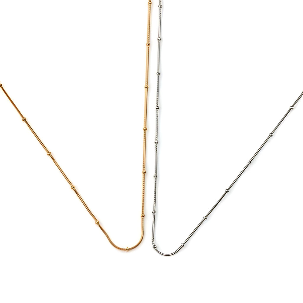 TIE I | Colar básico com nós em Aço Inoxidável