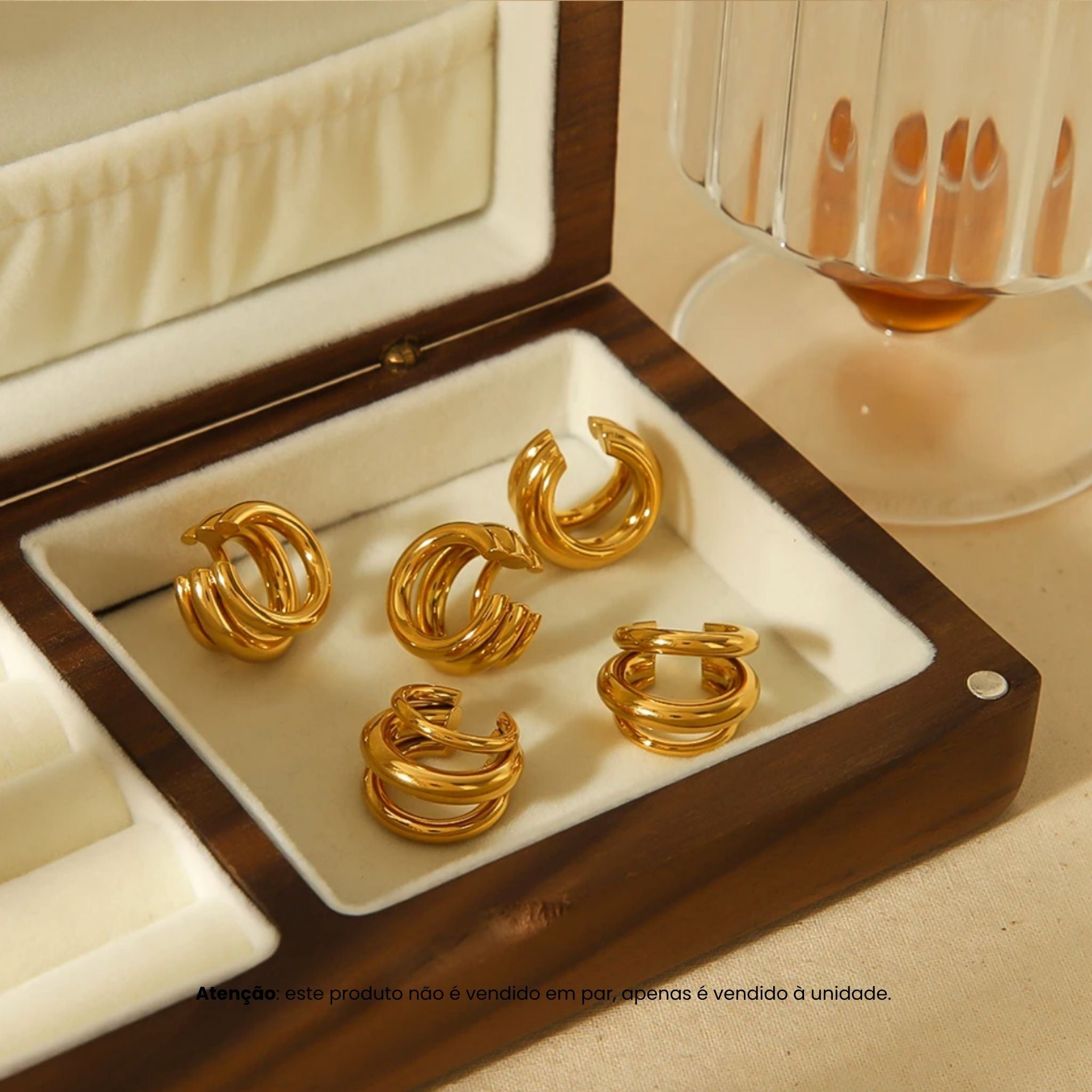 TRIA | Earcuff Triplo em Aço Inox Dourado e Multicolor