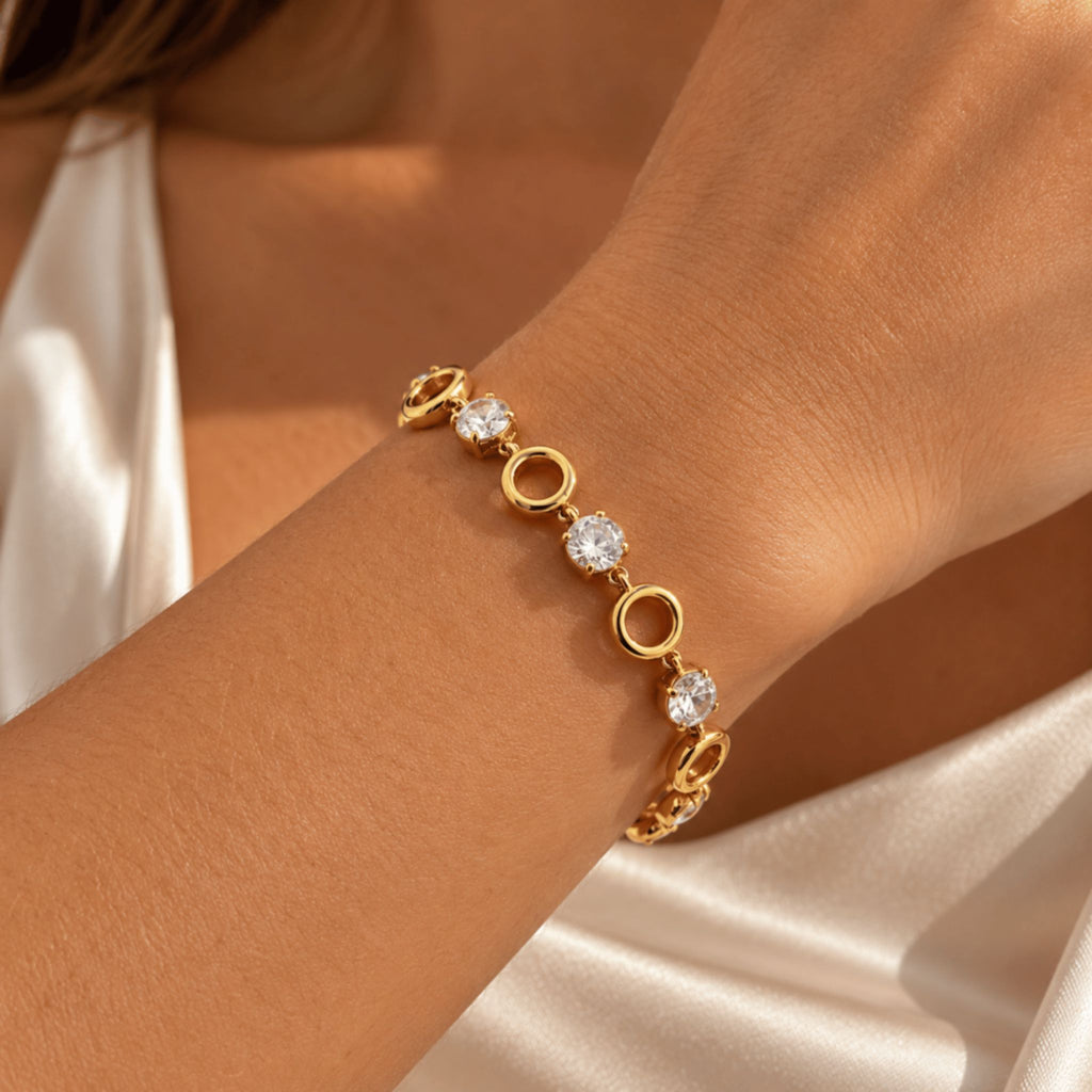 VERONA | Pulseira com Elos Circulares e Zircônias em Aço Inoxidável