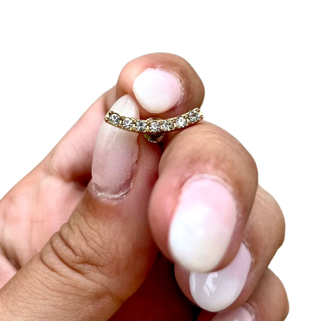 VIVID II | Brincos Curtos com Zircônias em Aço Inoxidável