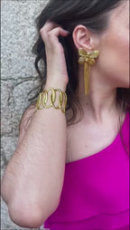 MIAMI | Pulseira Tipo Escrava com Elos Ovais Trabalhados em Aço Inoxidável