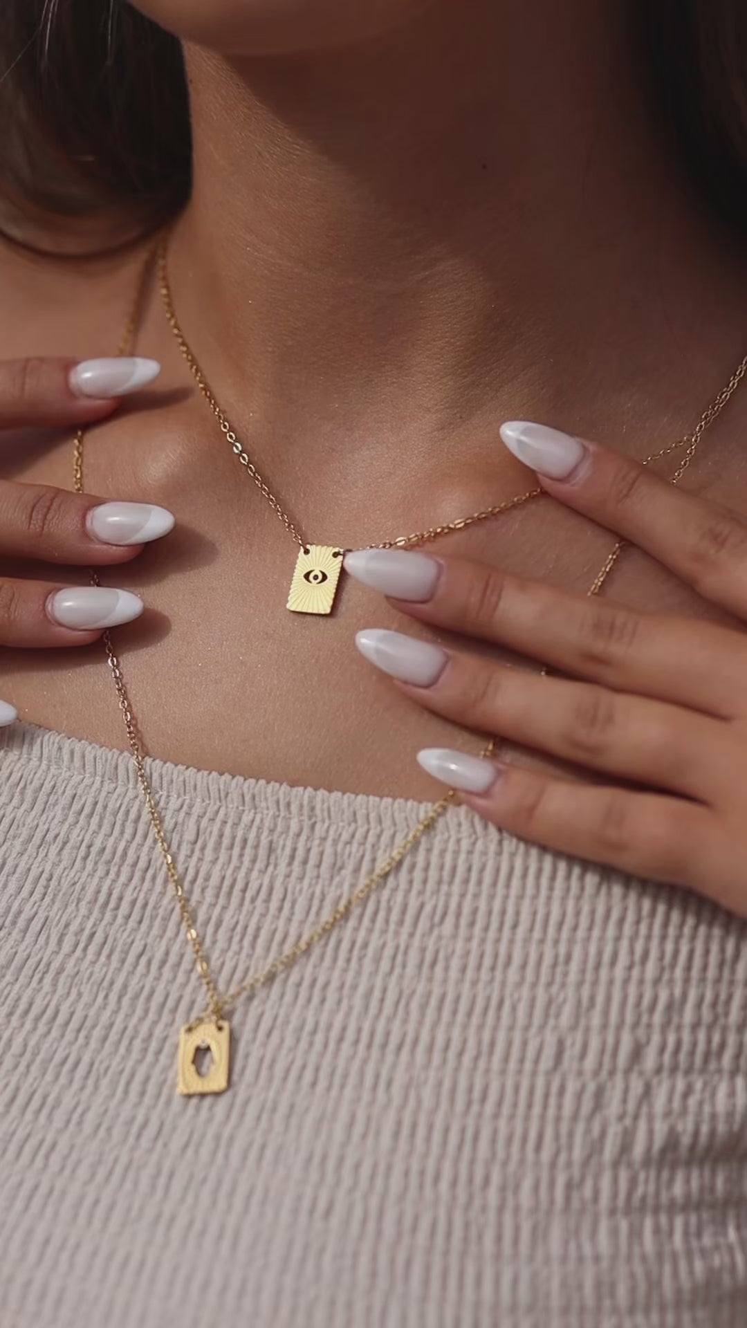 DEBORAH | Escapulário Mão de Fátima e Olho Grego em Aço Inoxidável