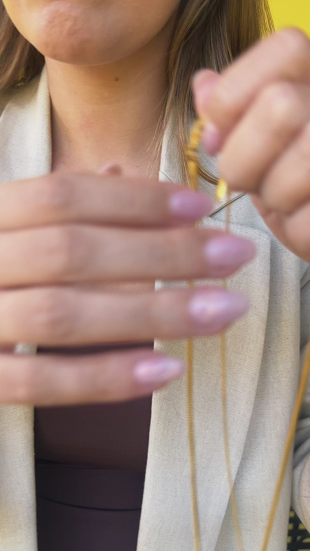 MEL | Colar Longo Multifuncional com Pérola em Aço Inoxidável Dourado