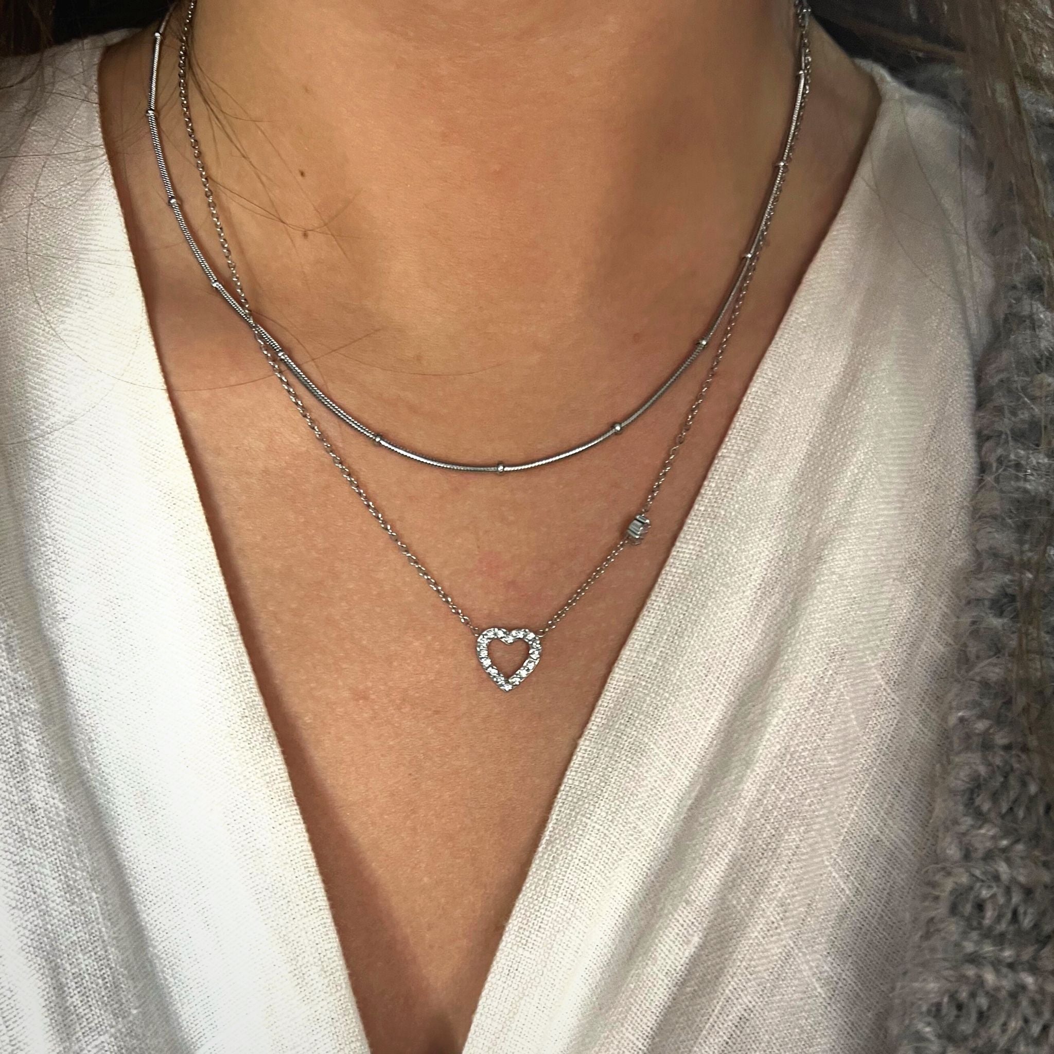 TIE I | Colar básico com nós em Aço Inoxidável