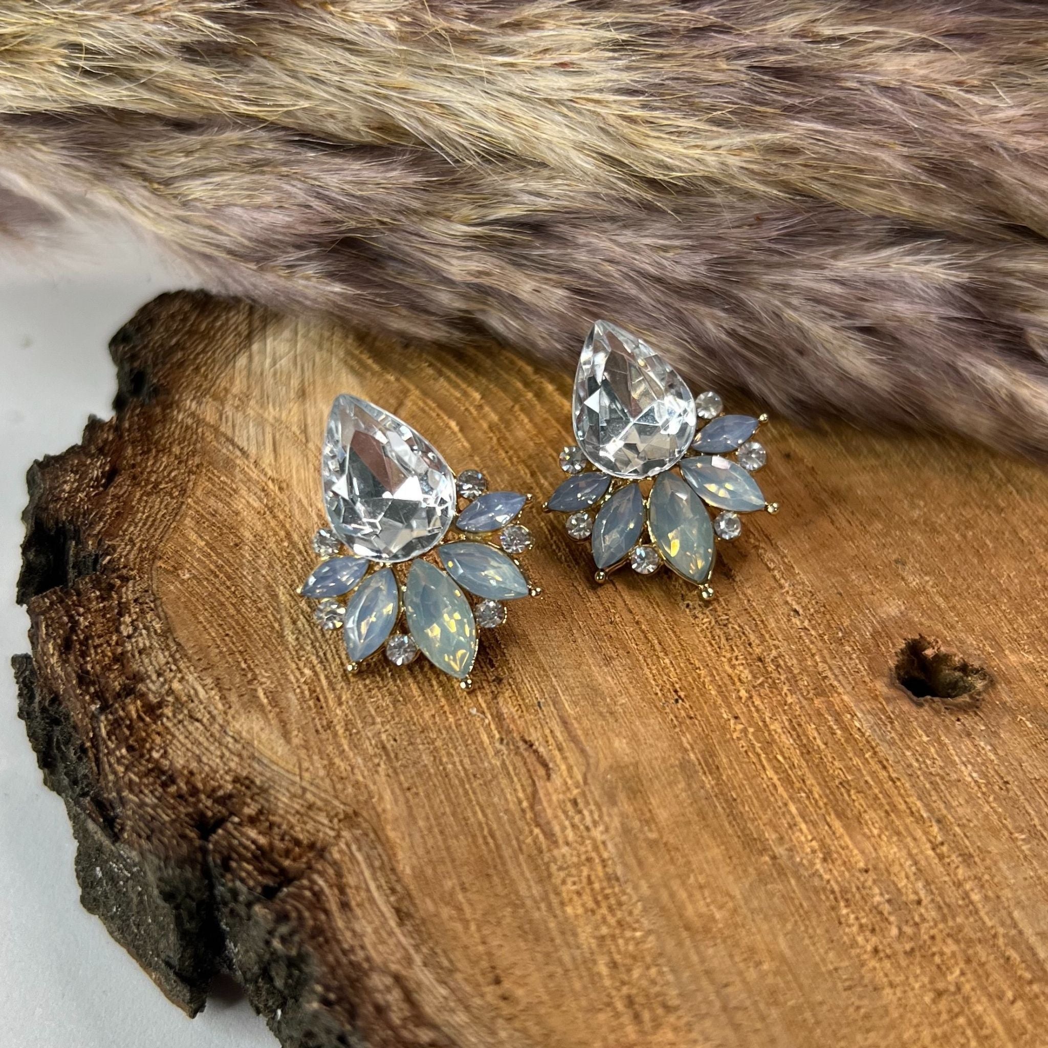 Brincos curtos com cristais