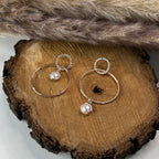 Argola com Zircónias e pérolas